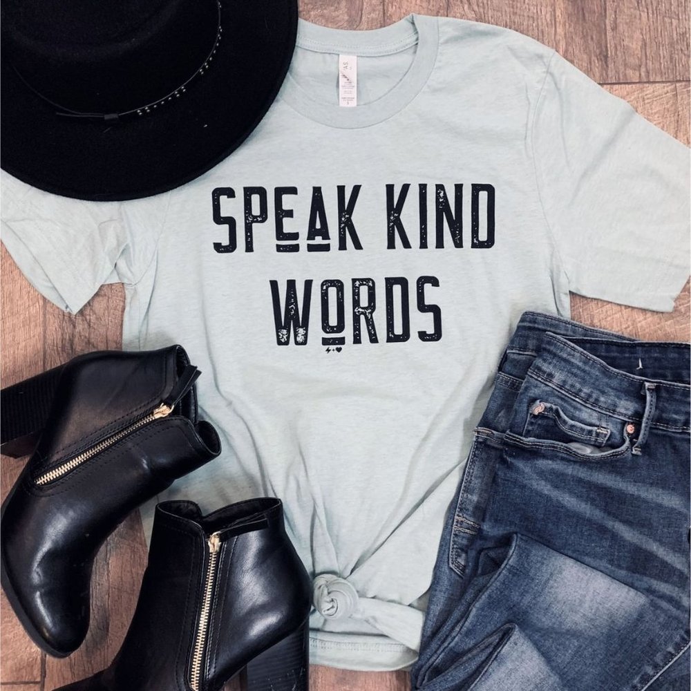 Graphic tee "Speak Kind Words"  - Large